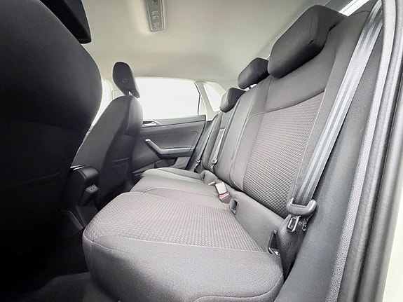 Volkswagen Polo 14 of 22