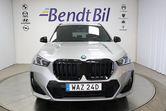 BMW X1 2 of 5