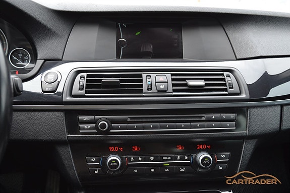 BMW 520 15 of 17