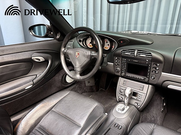 Porsche 911 13 of 30