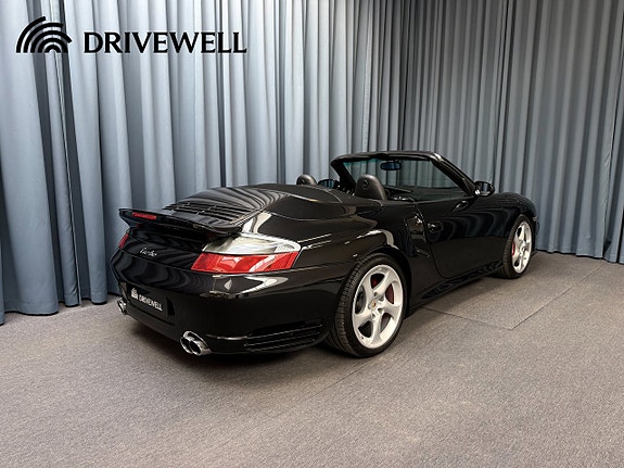 Porsche 911 3 of 5