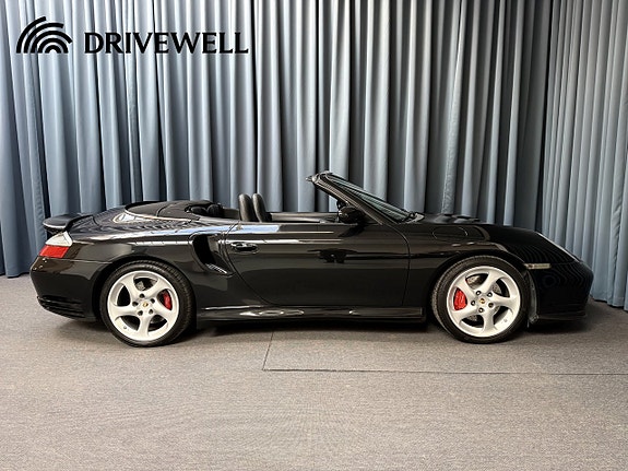 Porsche 911 4 of 5