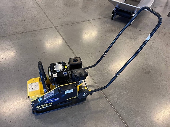 BOMAG BVP 10/36 - Markvibrator 3 of 3
