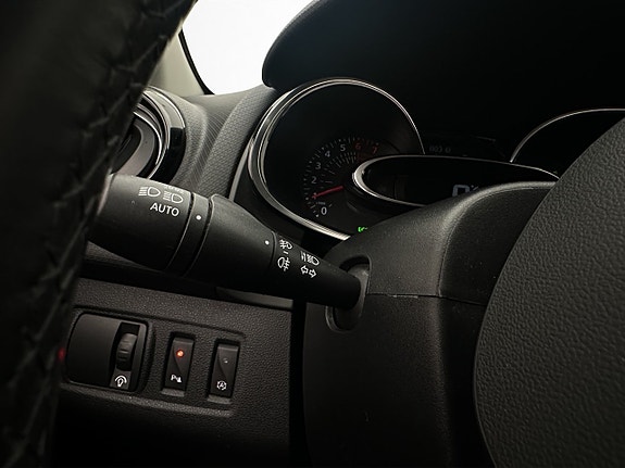 Renault Clio 15 of 30