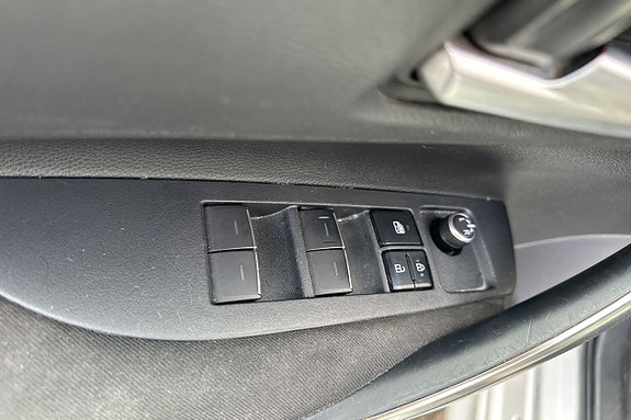 Toyota Corolla 18 of 25