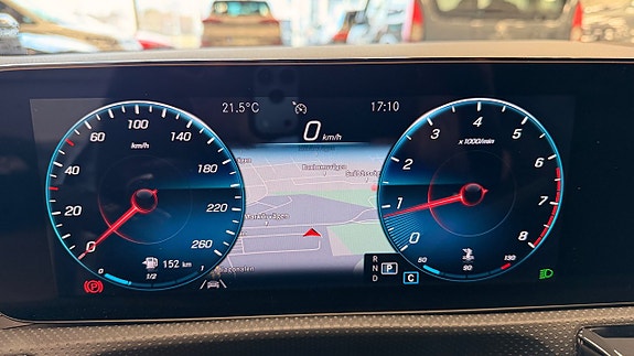 Mercedes-Benz CLA200 20 of 24