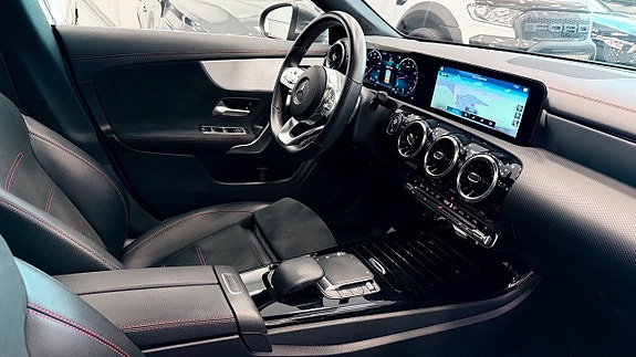 Mercedes-Benz CLA200 10 of 24