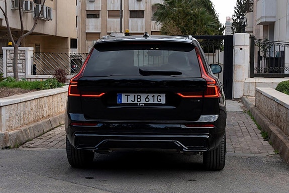 Volvo XC60 4 of 15