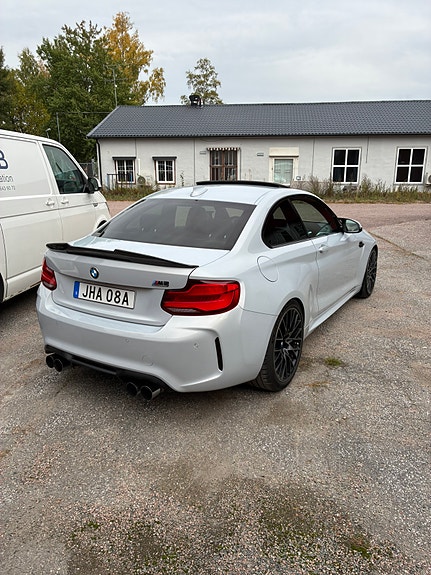 BMW M2 8 of 9