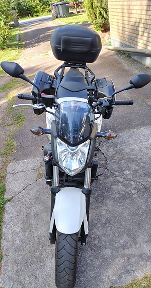Honda NC750S 4 of 6