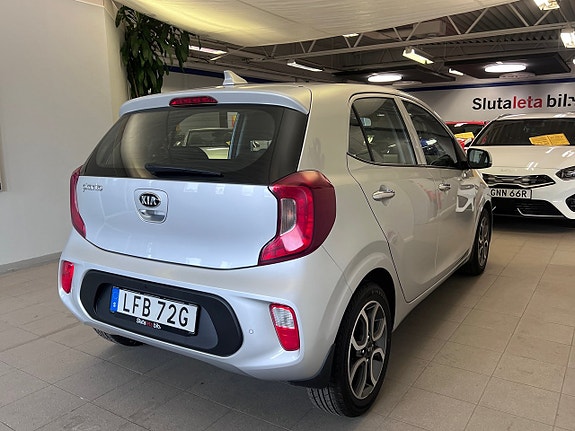 Kia Picanto 7 of 22