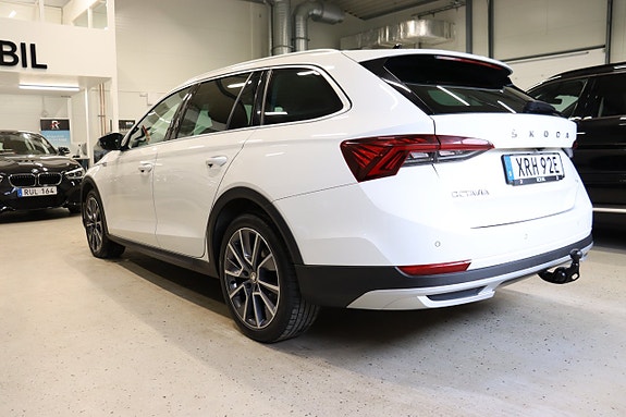Skoda Octavia Scout 5 of 5