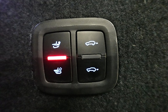 Porsche Cayenne 28 of 30