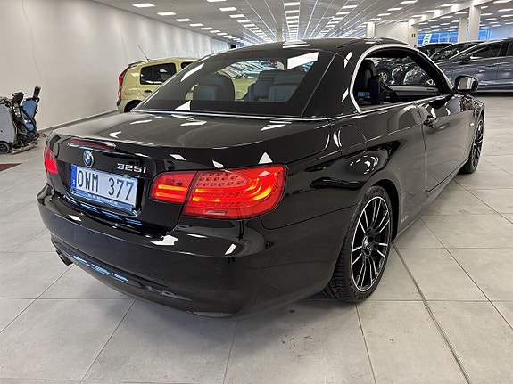 BMW 325i 16 of 17