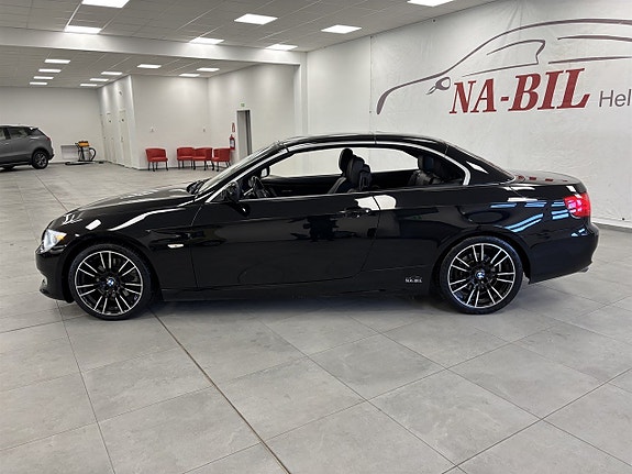 BMW 325i 14 of 17