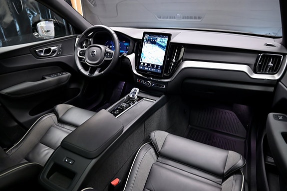 Volvo XC60 15 of 29