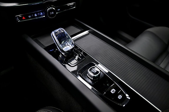 Volvo XC60 21 of 29