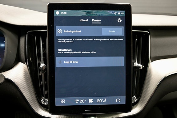 Volvo XC60 25 of 29