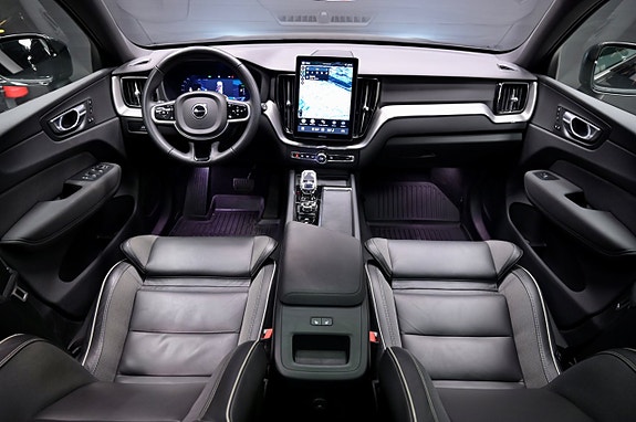 Volvo XC60 17 of 29