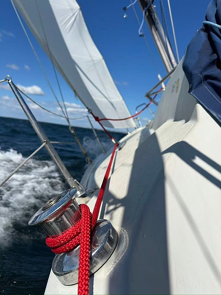 Välvårdad Maxi 77 - Segelklar och fin 3 of 5