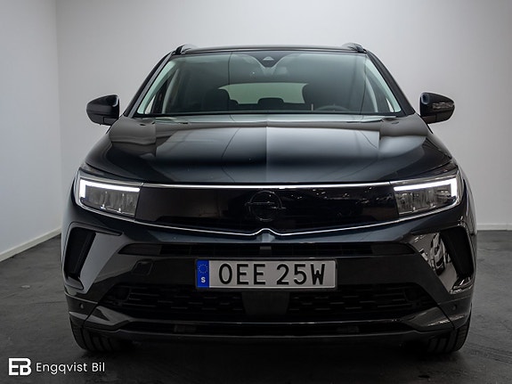 Opel Grandland X 2 of 5