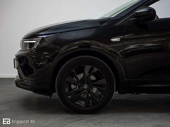 Opel Grandland X 4 of 5