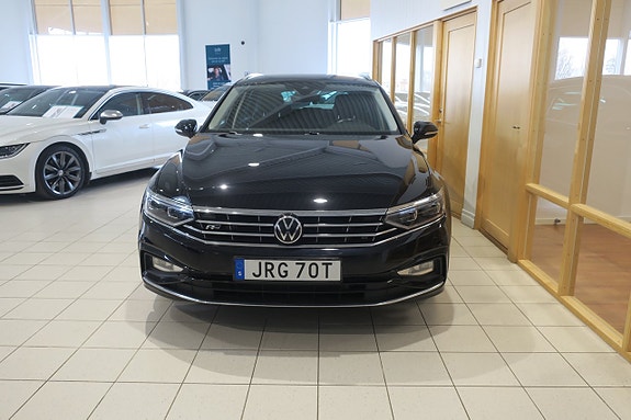 Volkswagen Passat 3 of 5