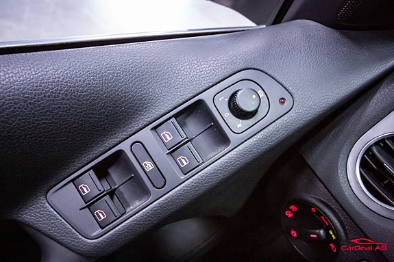 Volkswagen Tiguan 25 of 25