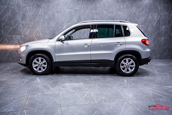 Volkswagen Tiguan 4 of 25