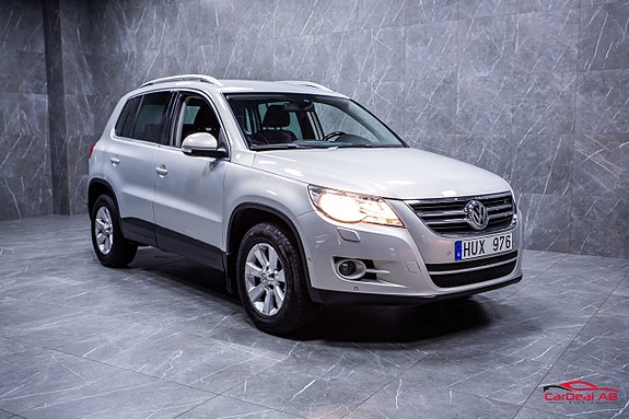 Volkswagen Tiguan 9 of 25