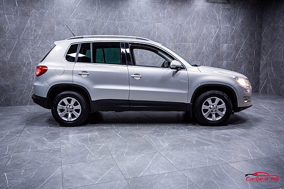 Volkswagen Tiguan 8 of 25