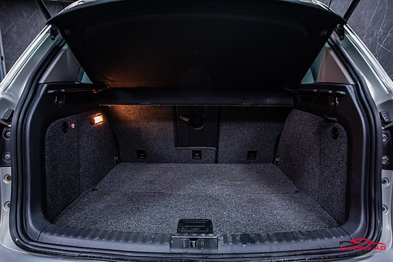 Volkswagen Tiguan 18 of 25