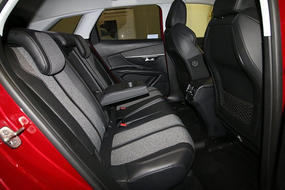Peugeot 3008 11 of 23