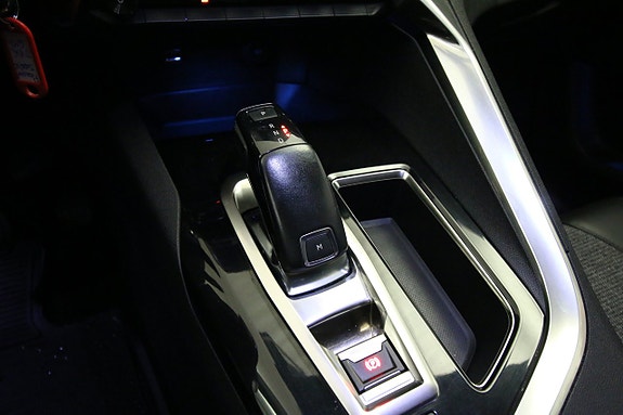 Peugeot 3008 16 of 23