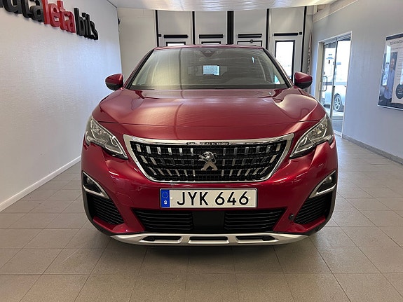 Peugeot 3008 3 of 5