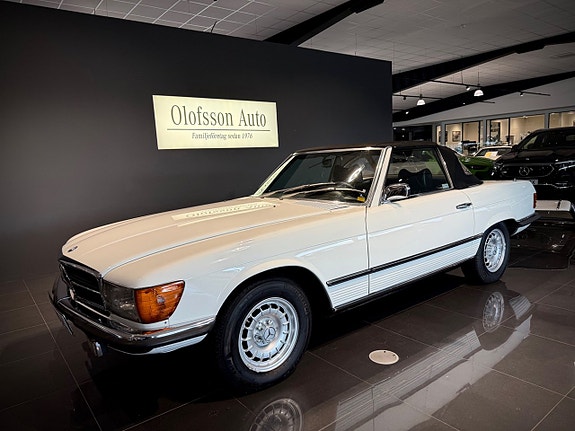Mercedes-Benz SL350 22 of 26