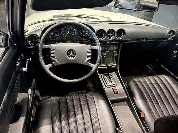 Mercedes-Benz SL350 4 of 5