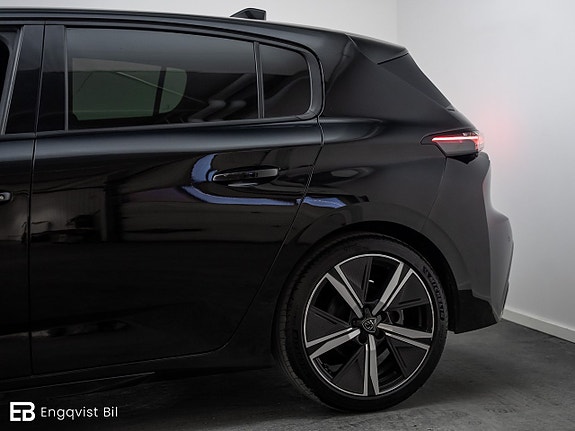 Peugeot 308 5 of 5