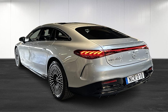 Mercedes-Benz EQS450 3 of 5