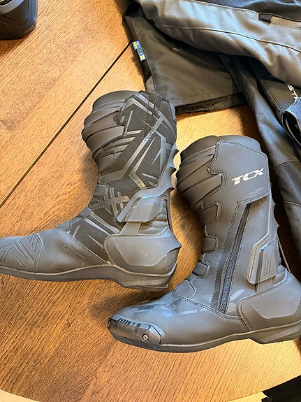 Product image 16 of 17