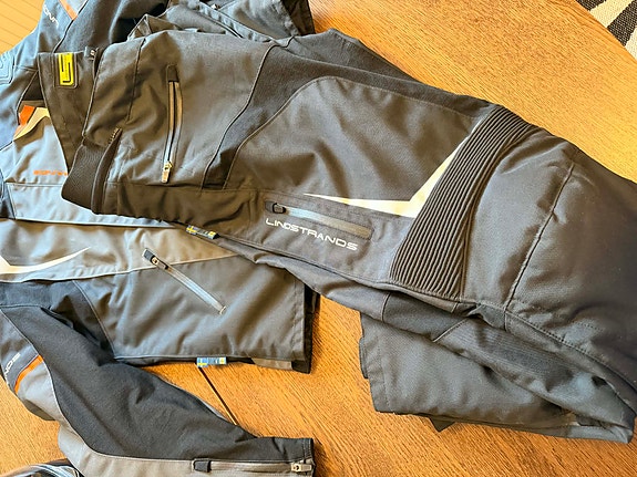 Product image 17 of 17