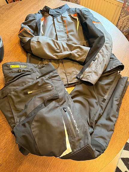 Product image 11 of 17
