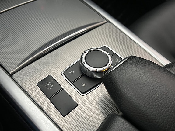 Mercedes-Benz E220 19 of 29