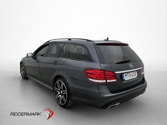 Mercedes-Benz E220 5 of 5
