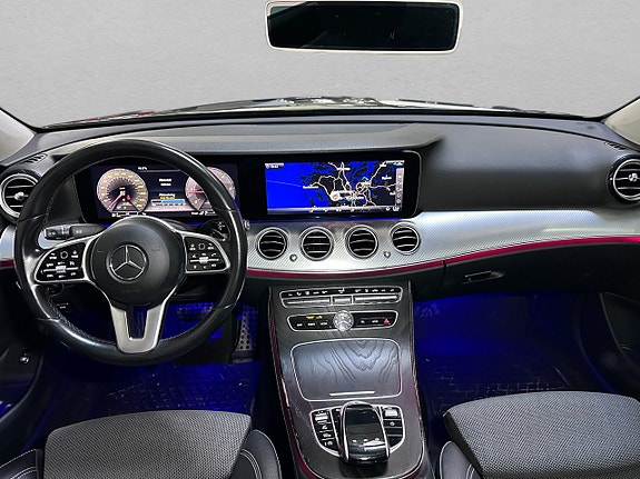 Mercedes-Benz E200 d 11 of 18