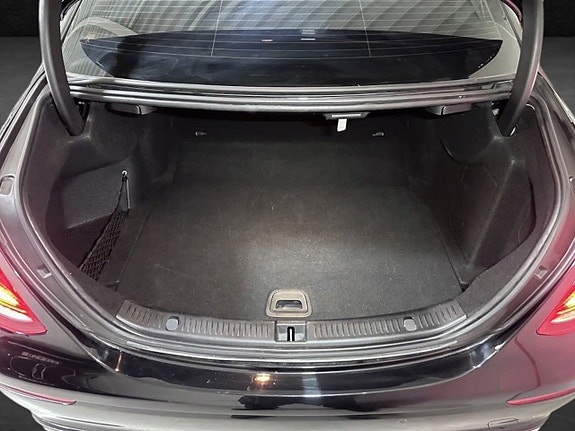 Mercedes-Benz E200 d 8 of 18
