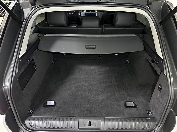 Land Rover Range Rover Sport 6 of 27