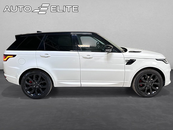 Land Rover Range Rover Sport 9 of 27