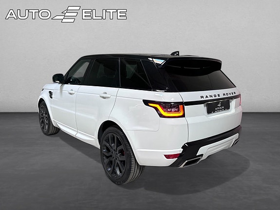 Land Rover Range Rover Sport 3 of 5
