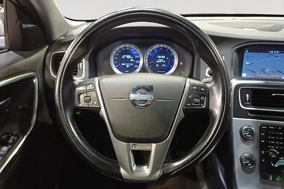 Volvo V60 13 of 18